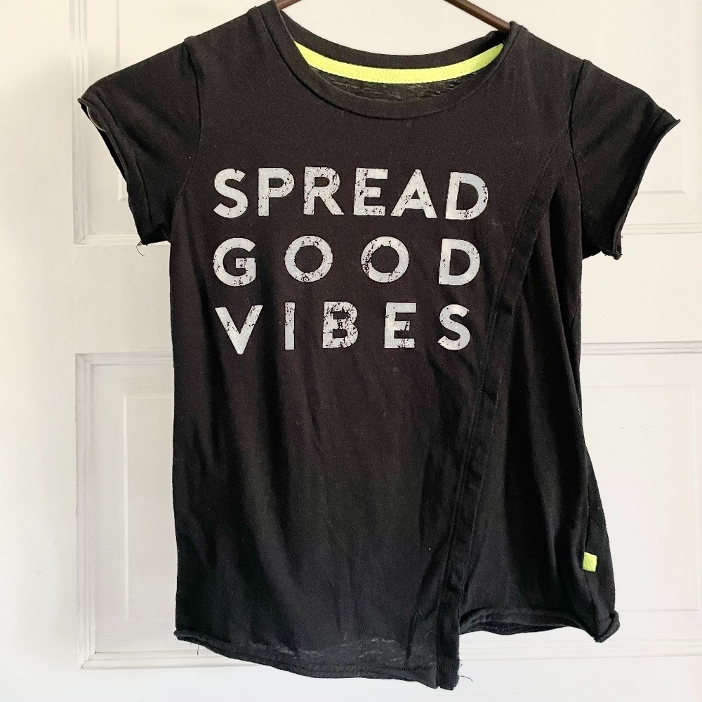 Spread Good Vibes black t shirt tee raw edge hem